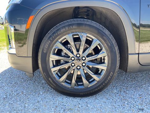 Used 2023 Chevrolet Traverse RS AWD/4WD image 15