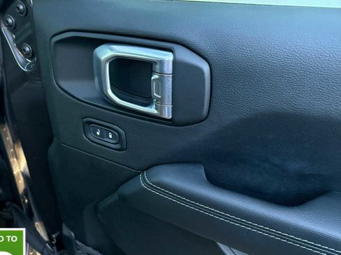 Certified 2021 Jeep Wrangler Unlimited Sahara w/ LED Lighting Group image 11