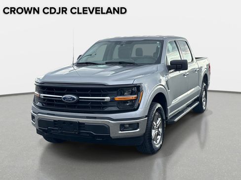 Used 2025 Ford F150 XLT w/ Equipment Group 301A Standard AWD/4WD image 9