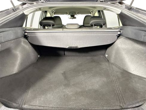 Certified 2022 Toyota Prius LE image 34