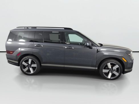 Used 2026 Hyundai Santa Fe Limited AWD/4WD image 7