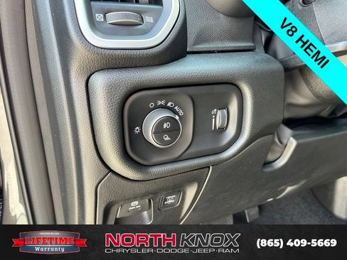 New 2026 RAM 1500 Express AWD/4WD image 7