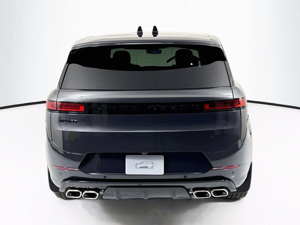 New 2026 Land Rover Range Rover Sport Dynamic SE AWD/4WD image 6