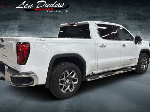 Used 2023 GMC Sierra 1500 SLT image 4
