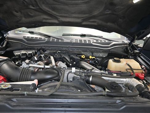 Used 2017 Ford F250 Lariat w/ Lariat Ultimate Package image 23