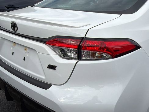Used 2024 Toyota Corolla SE image 8