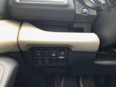 Used 2019 Subaru Ascent Limited w/ Popular Package #3 image 24