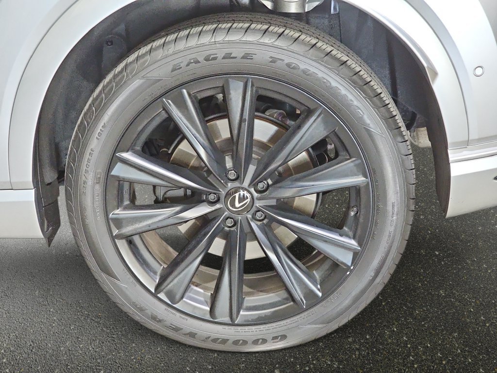 Certified 2023 Lexus RX 500h F Sport w/ Accessory Package (Z1) AWD/4WD image 32