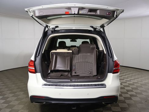 Used 2018 Mercedes-Benz GLS 550 4MATIC image 18