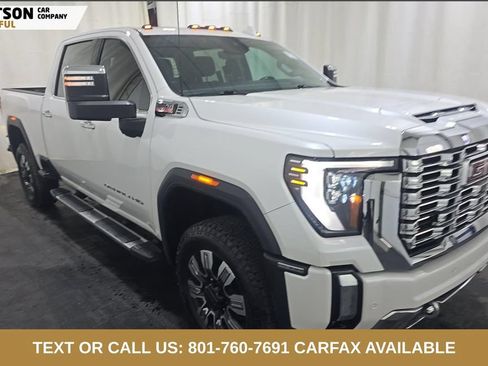 Used 2024 GMC Sierra 2500 Denali w/ Denali Reserve Package AWD/4WD image 2