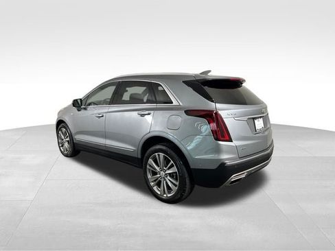 Certified 2023 Cadillac XT5 Premium Luxury w/ Technology Package AWD/4WD image 3