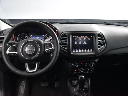Used 2021 Jeep Compass Trailhawk AWD/4WD image 8