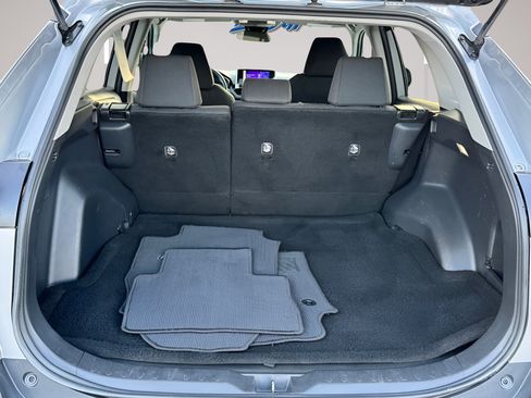 Used 2023 Toyota RAV4 LE FWD image 17