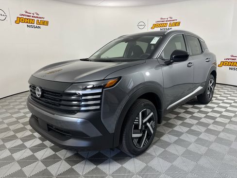 New 2026 Nissan Kicks SV w/ Illumination Package image 1