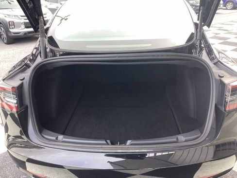 Used 2023 Tesla Model 3 Standard Range image 8