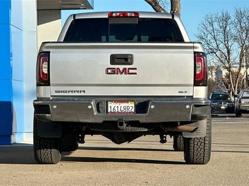 Used 2018 GMC Sierra 1500 SLT w/ SLT Premium Package image 6