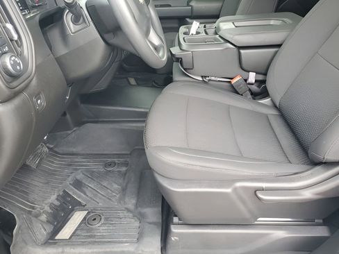 Certified 2025 Chevrolet Silverado 2500 W/T image 30