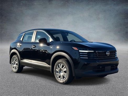 New 2026 Nissan Kicks S image 1