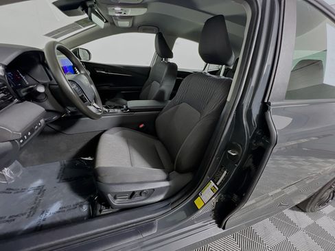 Used 2025 Toyota Camry LE w/ Convenience Package FWD image 15