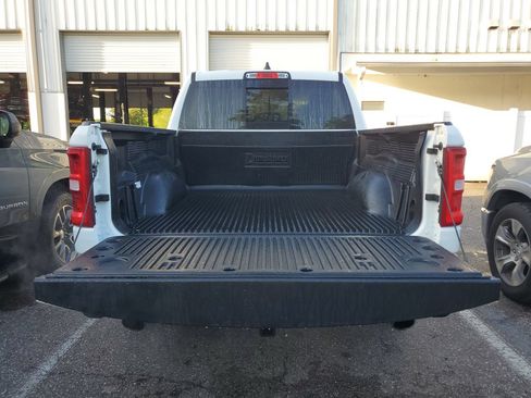 Used 2026 RAM 1500 Laramie AWD/4WD image 9