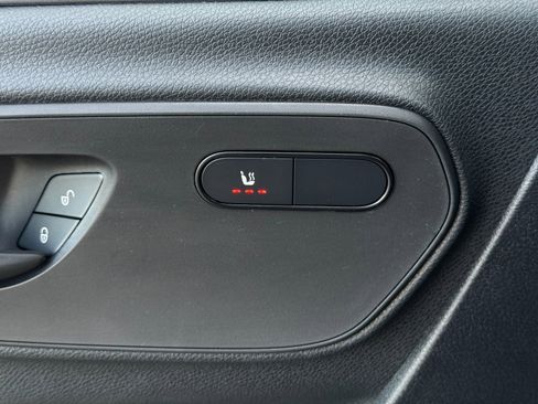 Used 2024 Mercedes-Benz Sprinter 2500 image 17