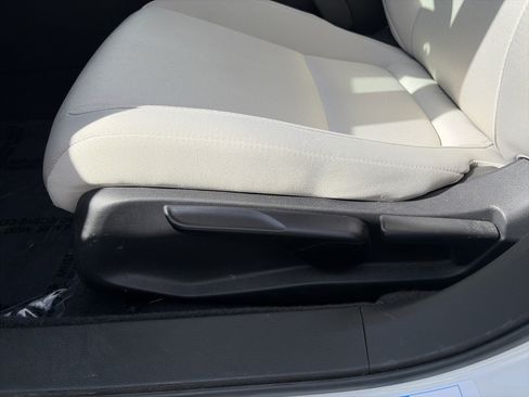 Used 2021 Honda Accord Hybrid image 12