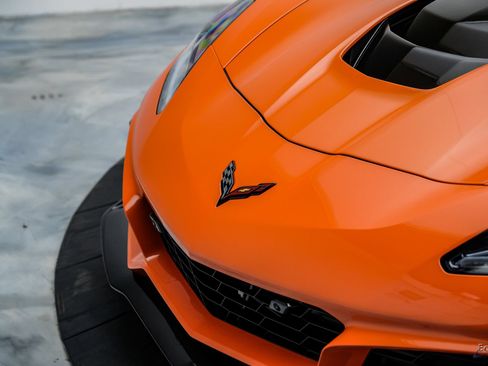 Used 2019 Chevrolet Corvette ZR1 RWD image 40
