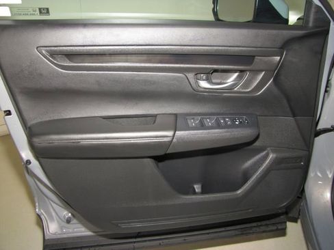 Certified 2025 Honda CR-V LX image 9