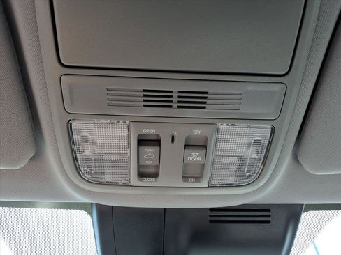 Used 2020 Honda CR-V EX image 28