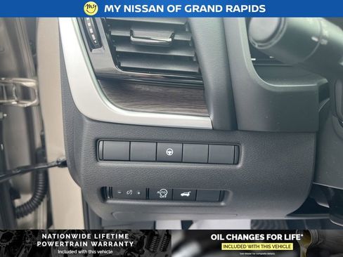New 2026 Nissan Rogue Platinum AWD/4WD image 15
