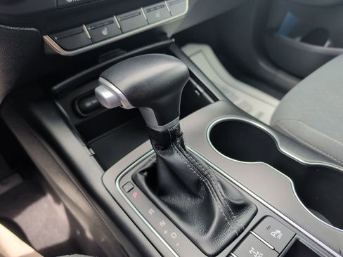 Used 2020 Kia Sorento LX w/ LX I4 Convenience Package image 16