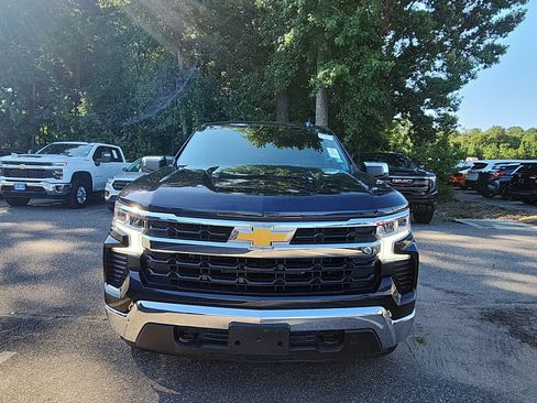 Used 2023 Chevrolet Silverado 1500 LT AWD/4WD image 8