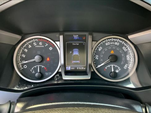 Used 2023 Toyota Tacoma SR5 RWD image 25