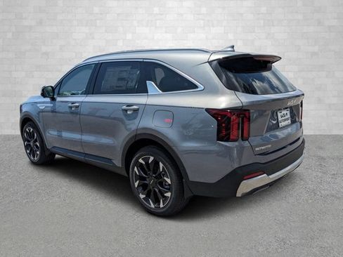 Used 2024 Kia Sorento SX FWD image 5