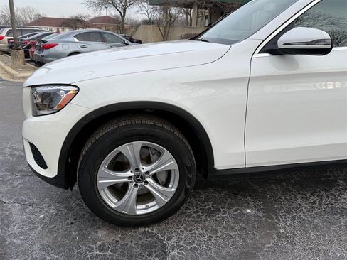 Used 2018 Mercedes-Benz GLC 300 4MATIC image 32