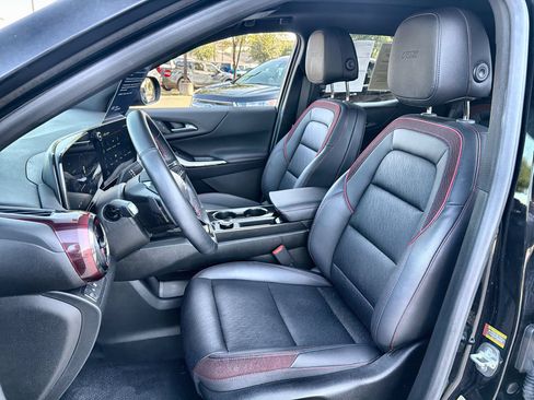 Used 2025 Chevrolet Equinox RS FWD image 11