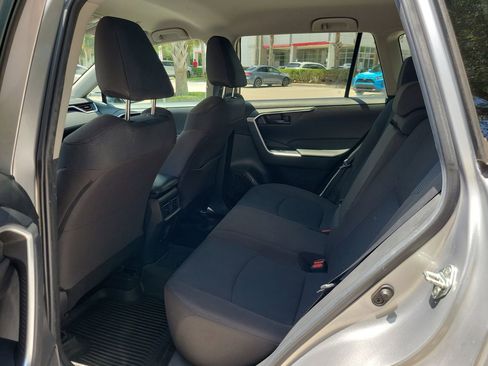 Used 2023 Toyota RAV4 LE FWD image 10