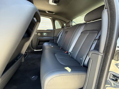 Used 2021 Rolls-Royce Ghost image 12
