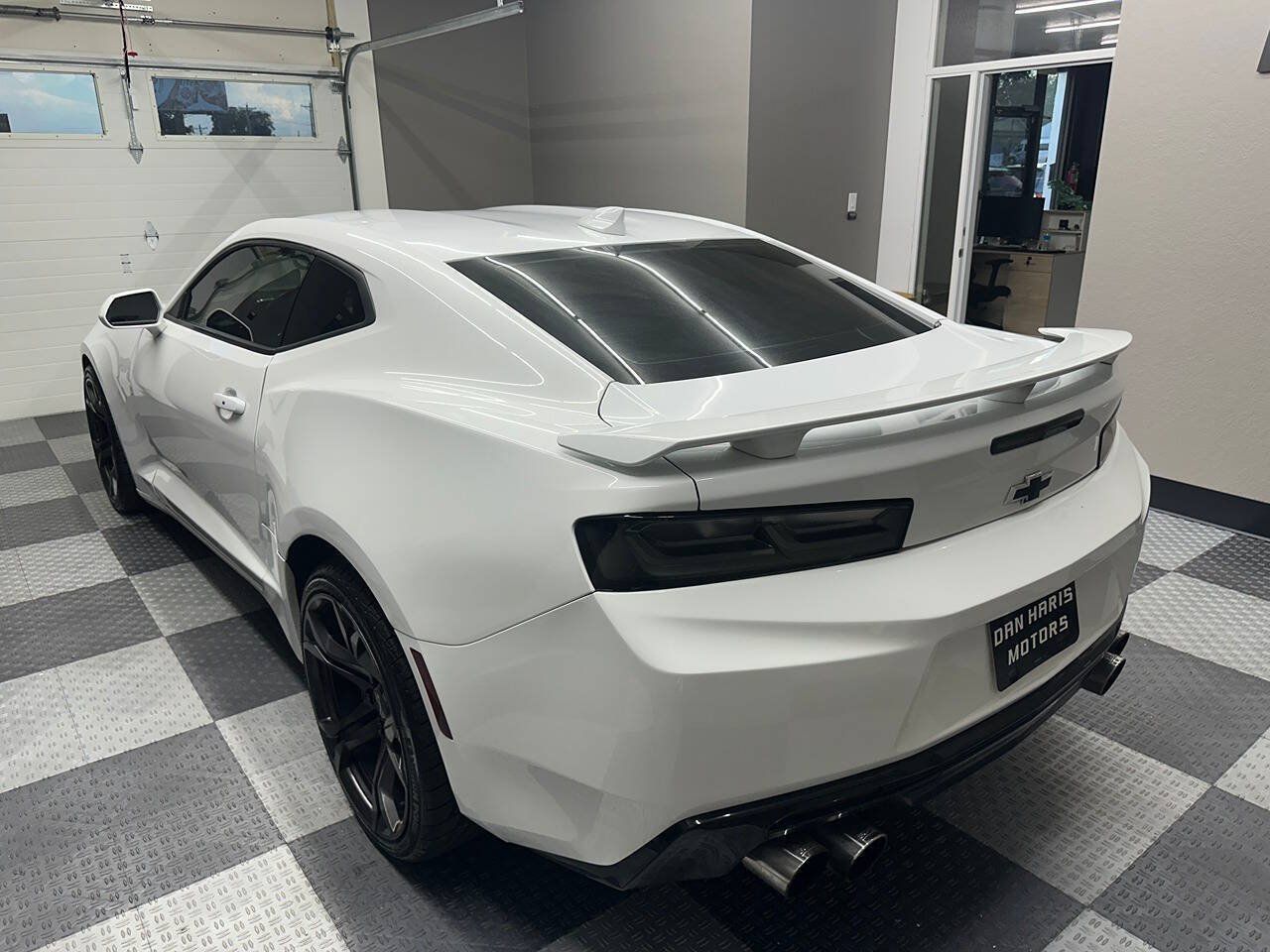 Used 2017 Chevrolet Camaro SS RWD image 25
