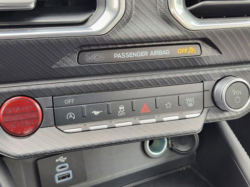 Used 2025 Ford Mustang GT Premium RWD image 26