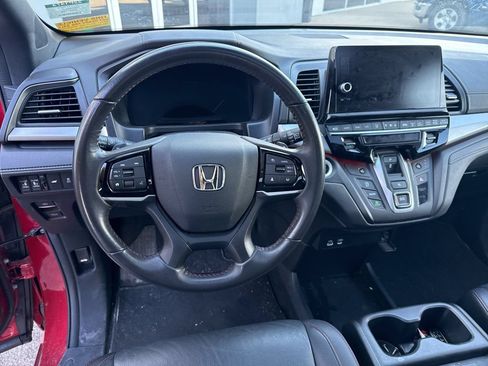 Used 2025 Honda Odyssey Sport-L image 13