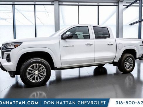 New 2026 Chevrolet Colorado LT w/ Advanced Trailering Package image 2