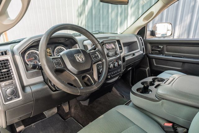 Used 2018 RAM 2500 Tradesman w/ Chrome Appearance Group AWD/4WD image 23