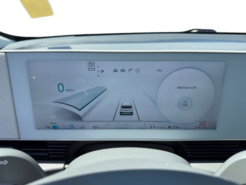 Used 2024 Hyundai Ioniq 5 SEL image 11