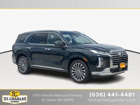 Used 2024 Hyundai Palisade Calligraphy image 1