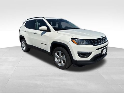 Used 2019 Jeep Compass Latitude AWD/4WD image 27