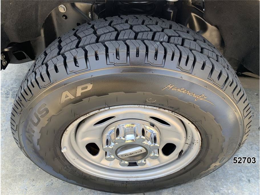 Used 2018 Ford F250 XL w/ Power Equipment Group RWD image 18