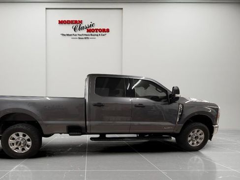 Used 2023 Ford F350 XLT AWD/4WD image 8