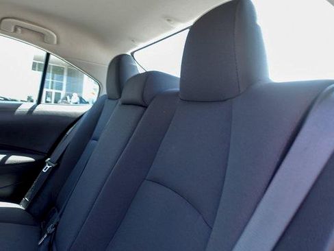 Used 2025 Toyota Corolla LE FWD image 27