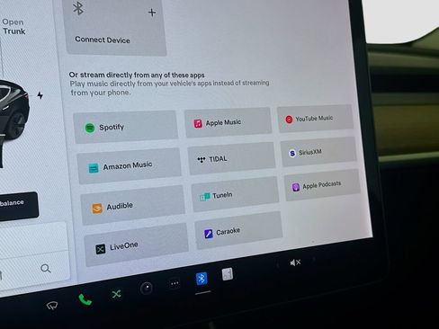 Used 2018 Tesla Model 3 Long Range image 12